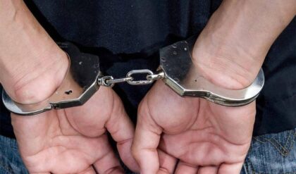 Arrest (1)